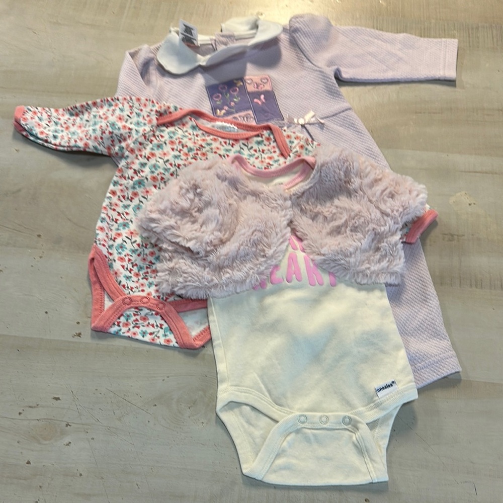4piece bundle 3 to 6 months,One Piece Set 0utfit pink Bolero, and two onesies